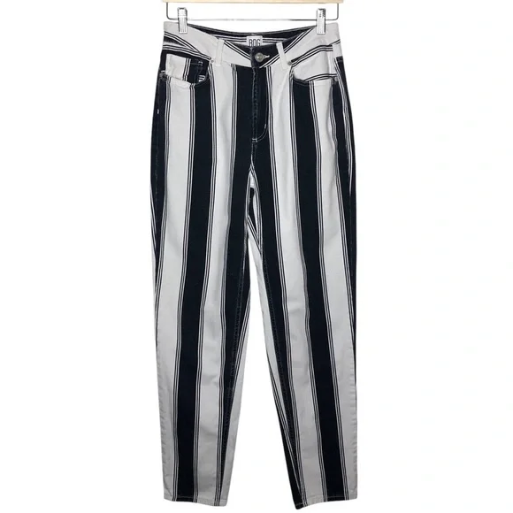 URBAN OUTFITTERS BDG White Black Striped Mom Jeans Size 27 Beetlejuice Halloween - Picture 4 of 10